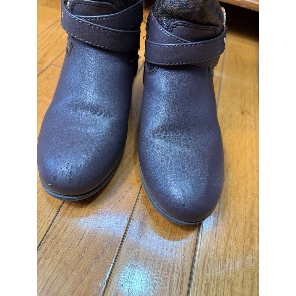 MICHAEL Michael Kors Finley Rory‎ Boot Kids size 13